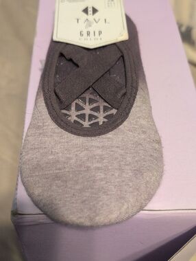 Tavi NWT Grip No-Show Liner Socks Style Chloe In Quartz Ombre